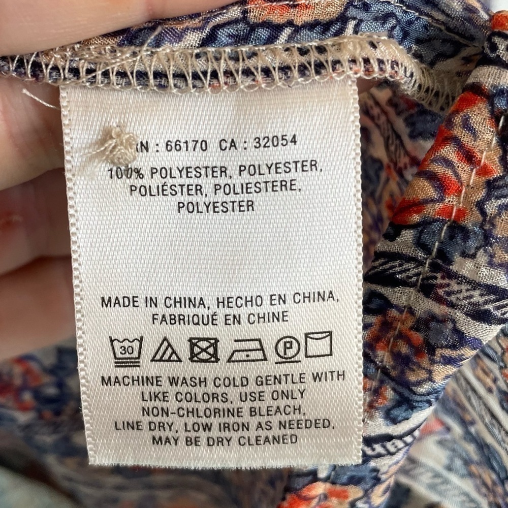 Anthropologie HD in Paris Chinoiserie Peasant Button Down Blouse, Size 2 - Picture 11 of 11